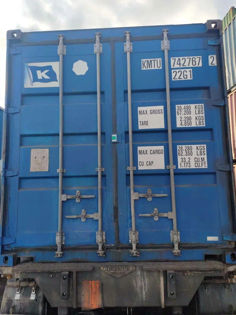 Морской контейнер 20 футов DV KMTU 672